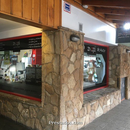 Zazpi Joyeria de Autor